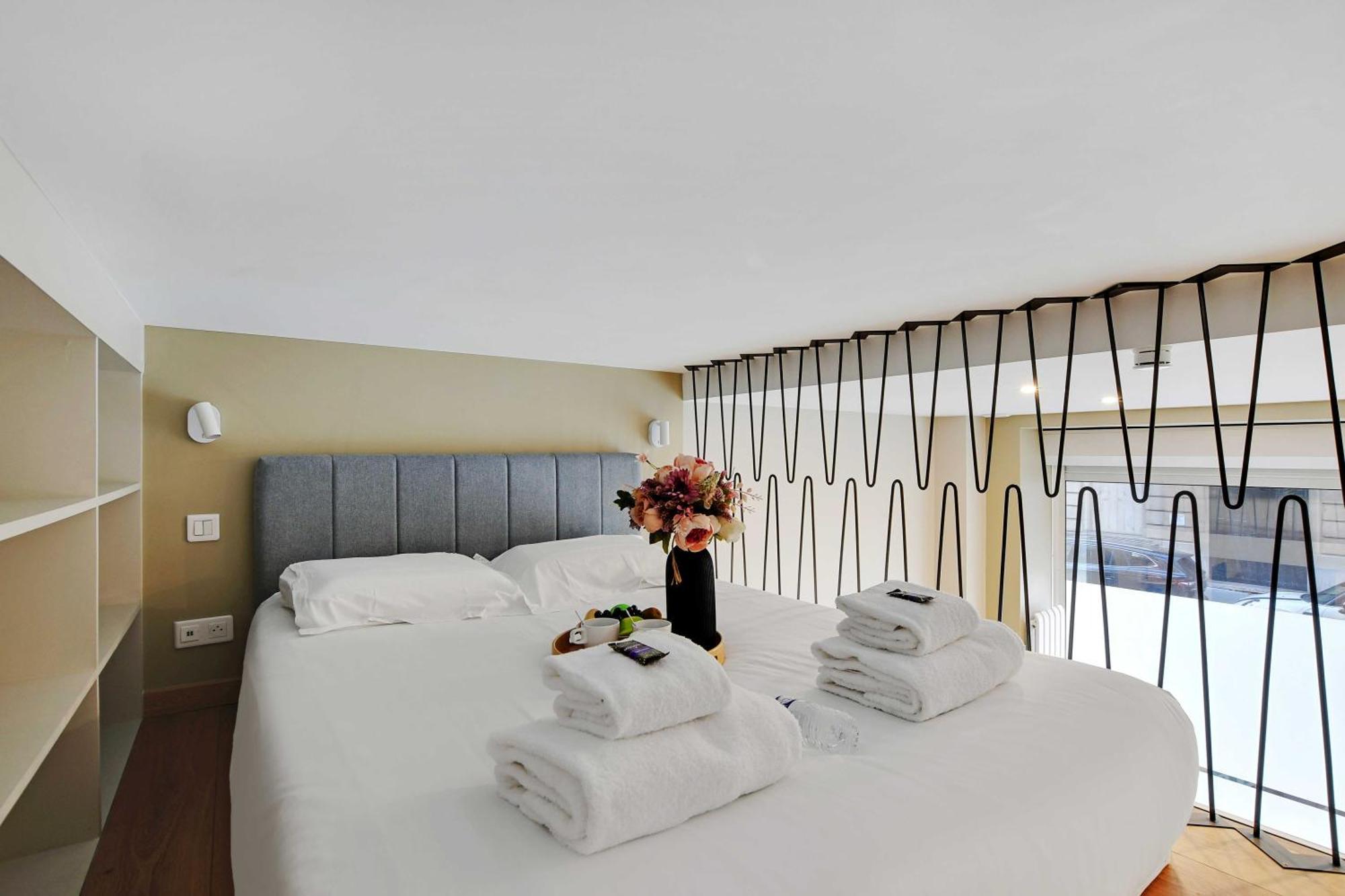 Elegant Apartment - 2Br-5P - Champs De Mars パリ エクステリア 写真