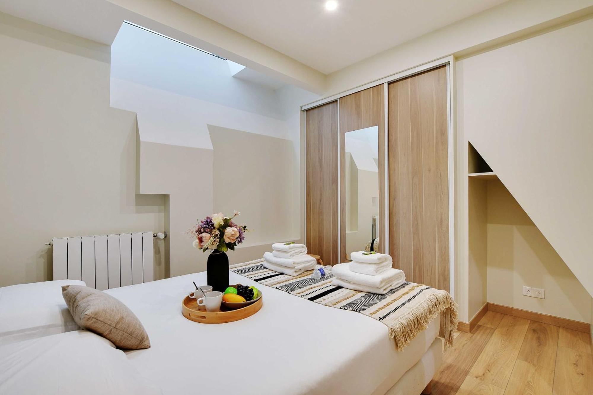 Elegant Apartment - 2Br-5P - Champs De Mars パリ エクステリア 写真